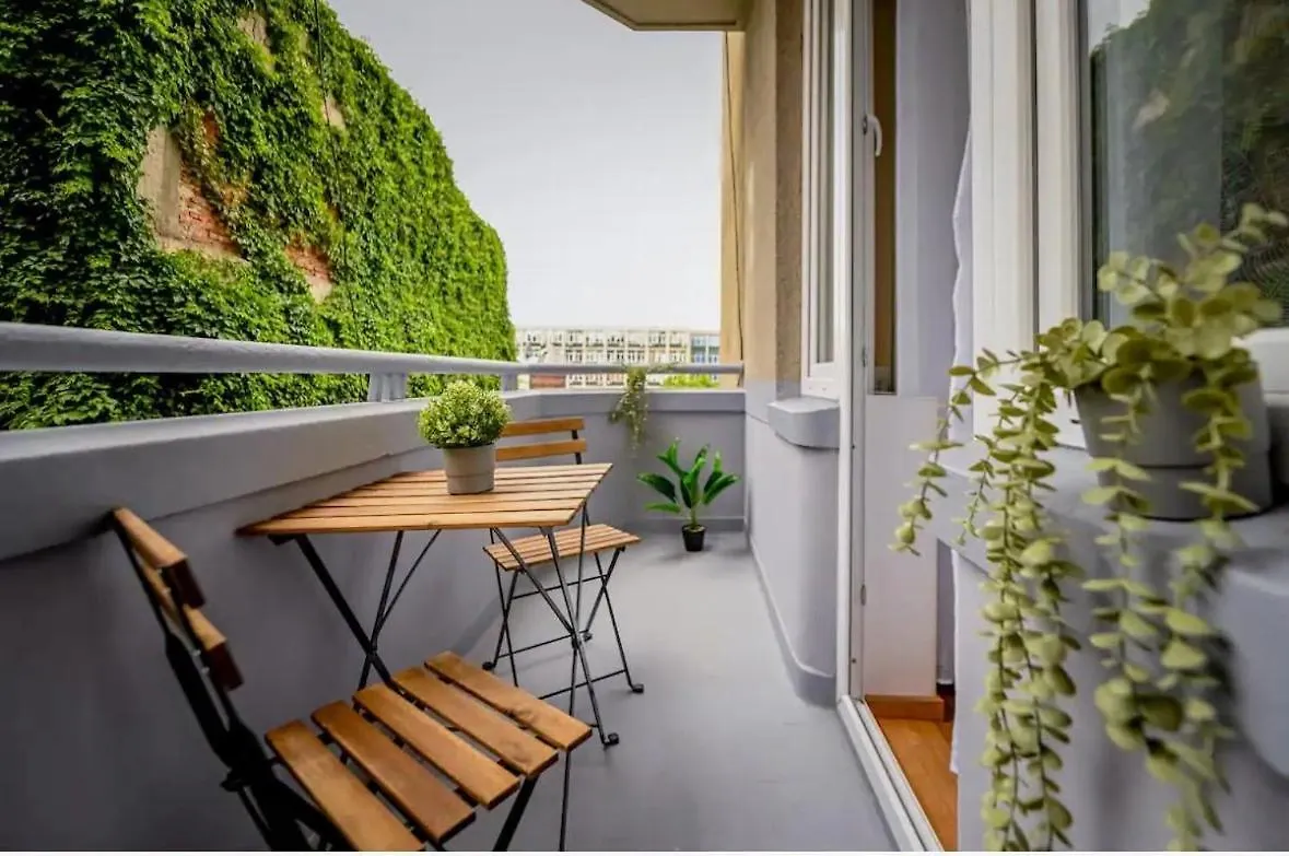 Fluidity - Refined 2Br Retreat In City Center Бухарест